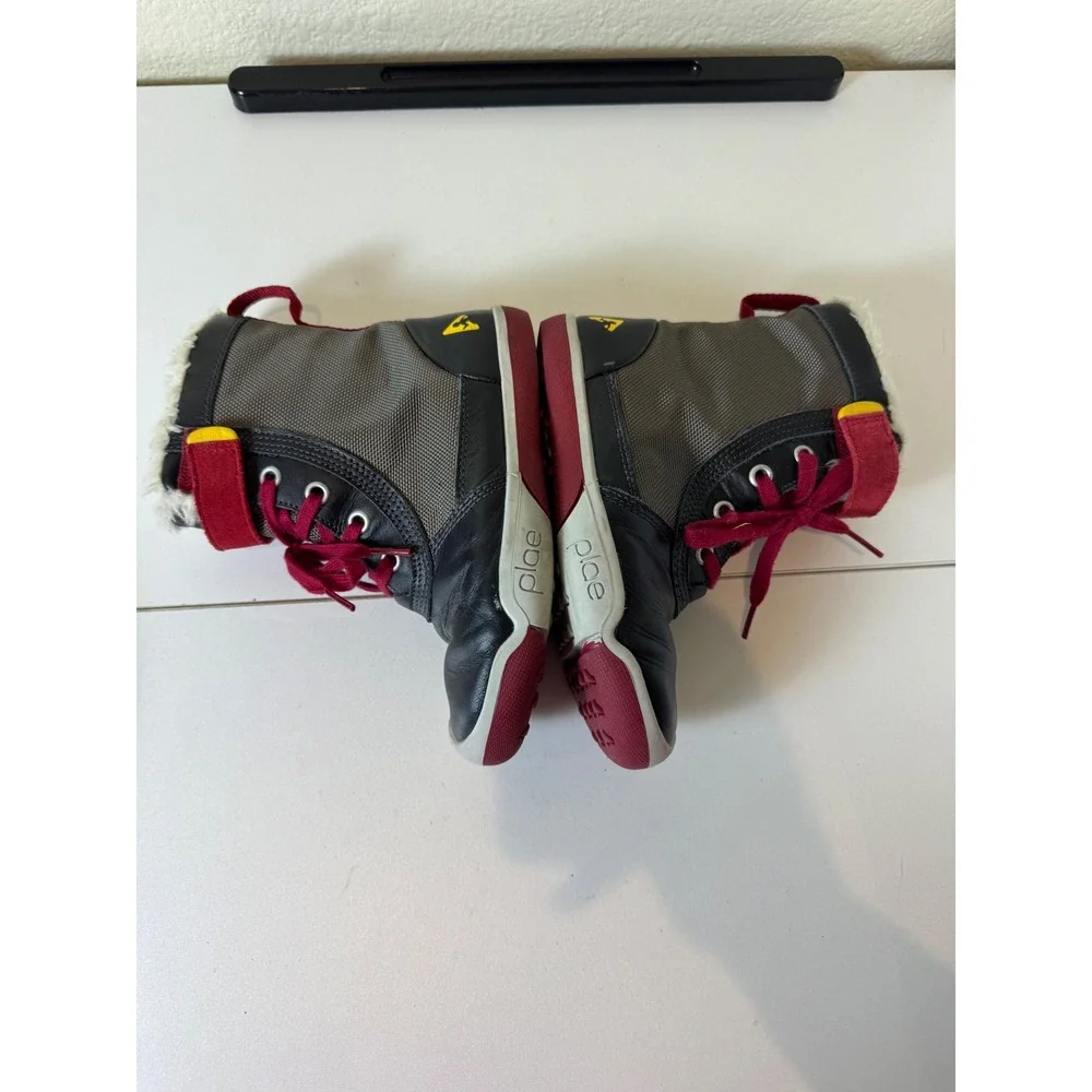 Plae Noel Waterproof Winter Boots Kids 11.5‎ Black Red Faux Fur Insulated